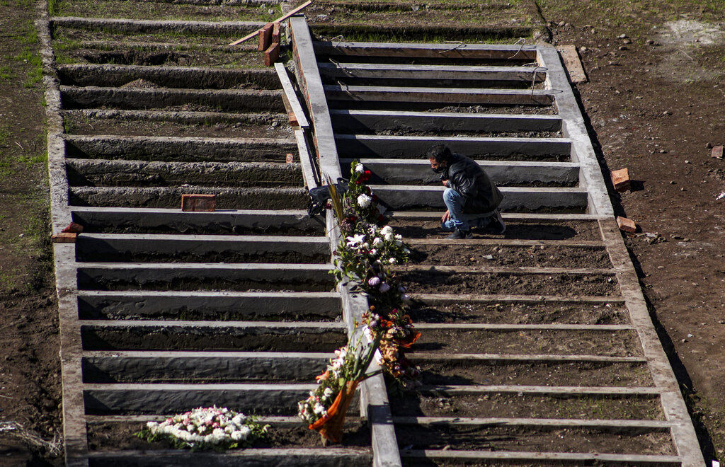 APTOPIX Virus Outbreak Chile